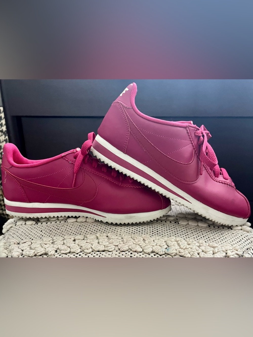 Nike Rare Classic Cortez Leather Women’s SZ.9 - Wild Cherry Noble Red - Picture 3 of 7